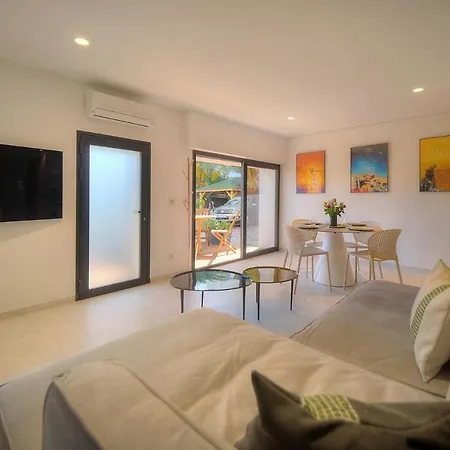 Beau 2 Terrasse, Jardin, Picaud- Proche Plages Midi A2b241 Cannes