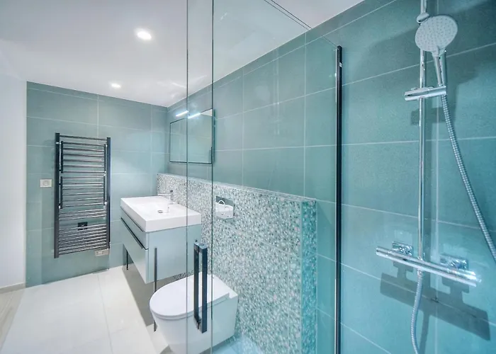 Beau 2 Terrasse, Jardin, Picaud- Proche Plages Midi A2b241 * Cannes