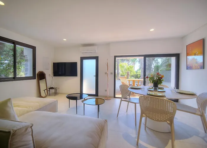 Beau 2 Terrasse, Jardin, Picaud- Proche Plages Midi A2b241 Cannes